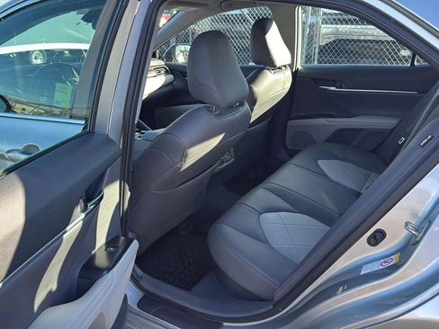 Used 2019 Toyota Camry XLE image 27