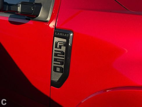 Used 2022 Ford F250 Lariat w/ Tremor Off-Road Package image 7