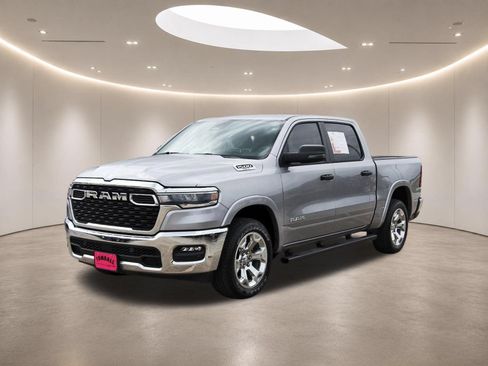 Used 2025 RAM 1500 Big Horn RWD image 3
