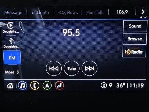 Used 2023 Chevrolet Corvette Stingray w/ Z51 Performance Package image 26