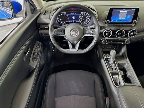 Used 2024 Nissan Sentra SV FWD image 18
