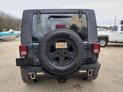 Used 2007 Jeep Wrangler Unlimited X image 12