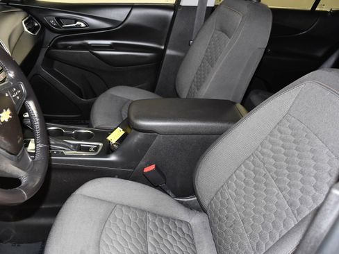 Used 2018 Chevrolet Equinox LT AWD/4WD image 39