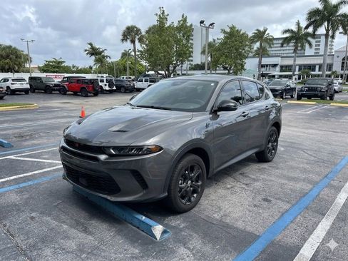 Used 2024 Dodge Hornet GT w/ GT Blacktop Package AWD/4WD image 1