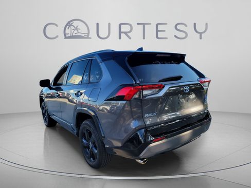 Used 2021 Toyota RAV4 XSE w/ XSE Grade Weather Package AWD/4WD image 2