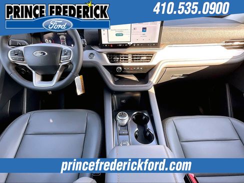 New 2026 Ford Explorer Active w/ Active Comfort Package image 5
