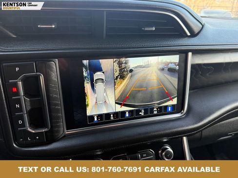 Used 2022 GMC Yukon XL Denali AWD/4WD image 30