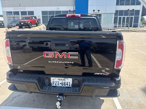 Used 2021 GMC Canyon AT4 w/ Driver Alert Package AWD/4WD image 10