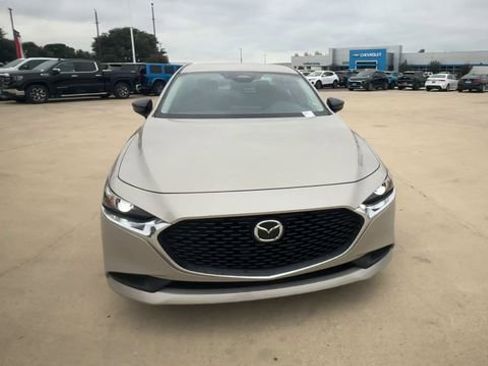 Used 2025 MAZDA MAZDA3 s FWD image 3