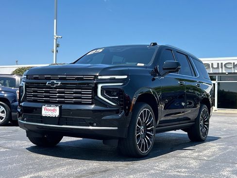 Certified 2025 Chevrolet Tahoe High Country AWD/4WD image 2