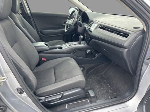 Used 2020 Honda HR-V EX image 11