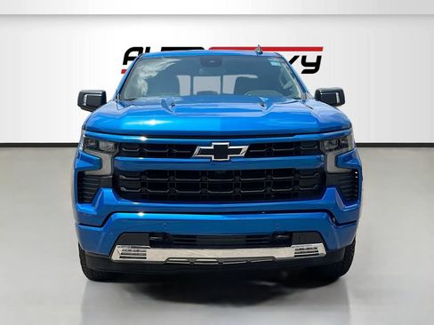 Used 2024 Chevrolet Silverado 1500 RST AWD/4WD image 2