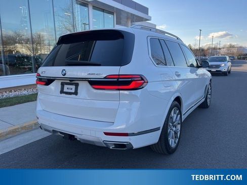 Used 2024 BMW X7 xDrive40i w/ Executive Package image 8