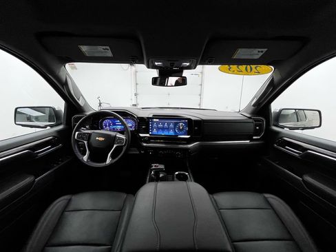 Used 2023 Chevrolet Silverado 1500 LTZ w/ LTZ Convenience Package II image 2