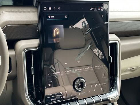New 2026 GMC Yukon Denali AWD/4WD image 17