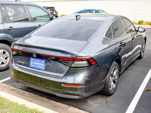Used 2023 Honda Accord EX image 5
