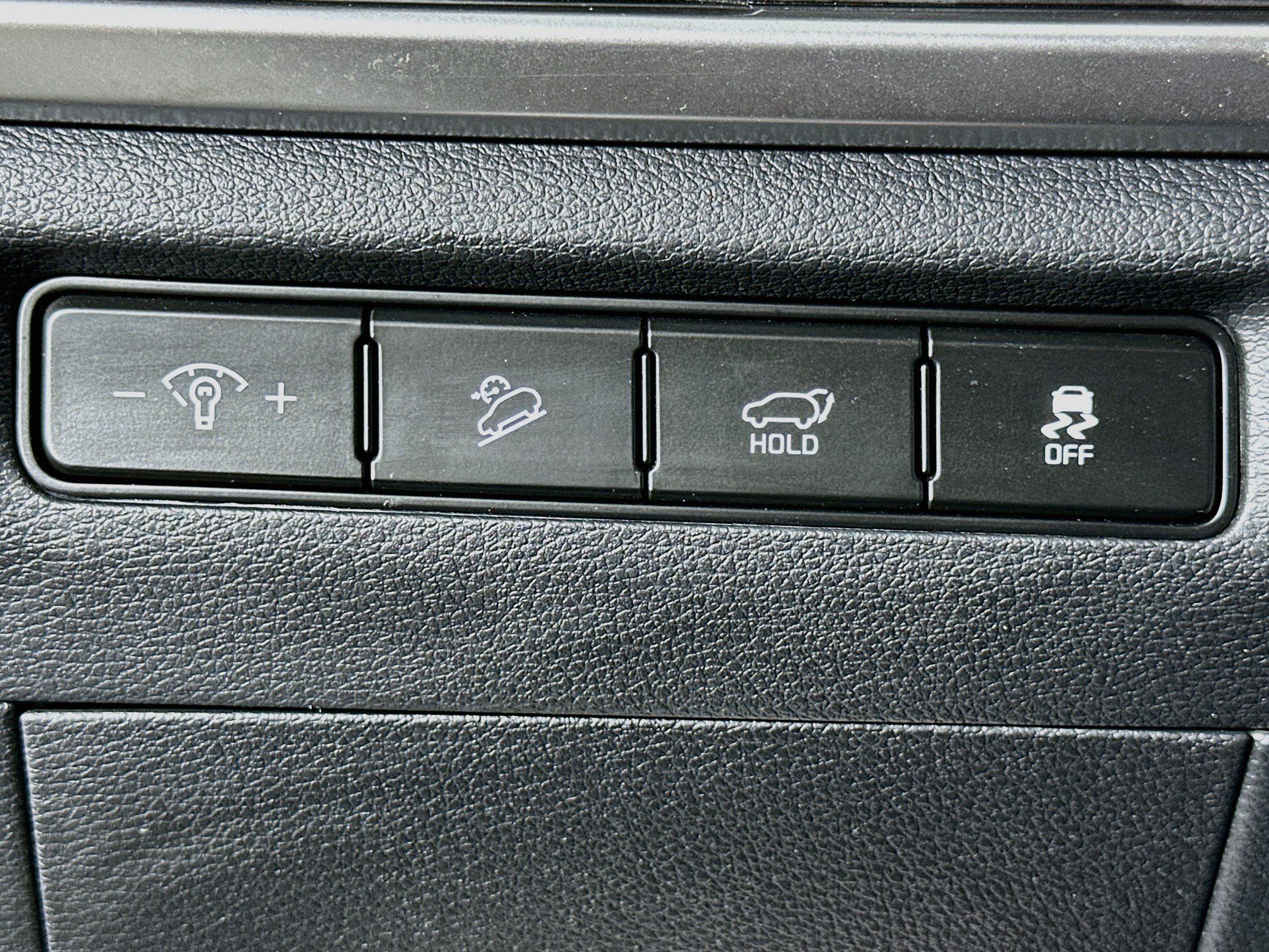 Used 2025 Kia Telluride S FWD image 17