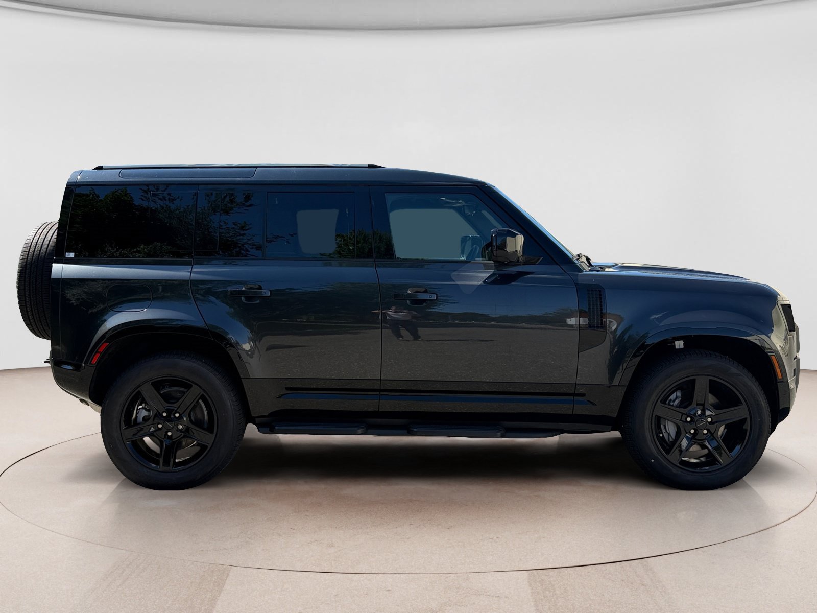 New 2026 Land Rover Defender 110 X-Dynamic SE AWD/4WD image 6