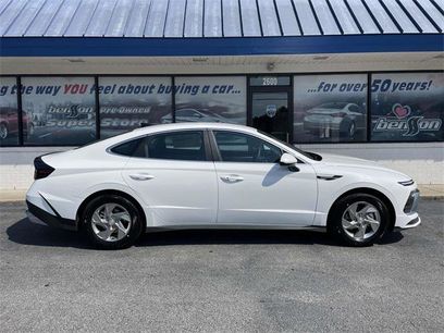 New 2025 Hyundai Sonata SE