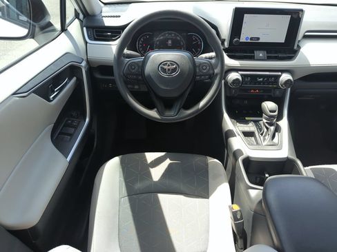 Used 2024 Toyota RAV4 XLE w/ Convenience Package FWD image 13