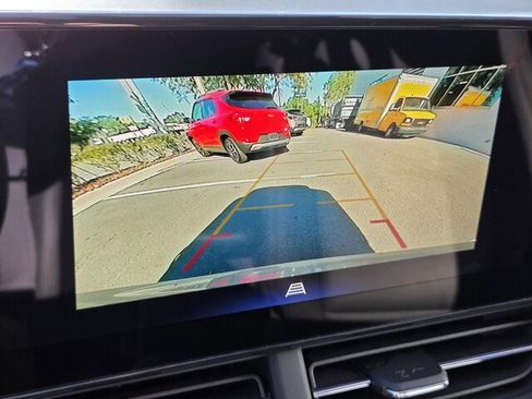 Used 2024 Chevrolet Trax RS w/ Driver Confidence Package image 11