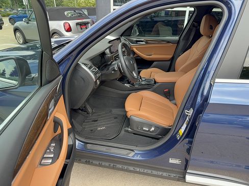 Used 2023 BMW X3 xDrive30i w/ Premium Package AWD/4WD image 5