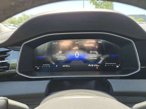 Used 2025 Volkswagen Jetta S FWD image 25