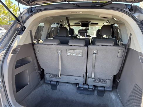 Used 2015 Honda Odyssey Touring image 16