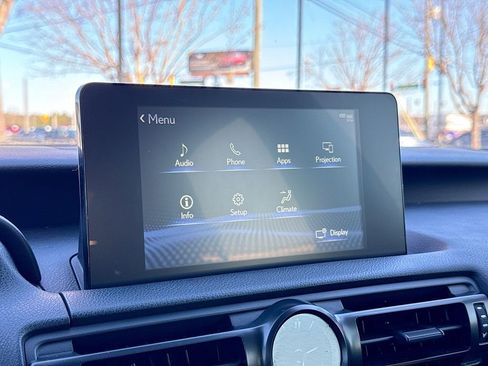 Used 2023 Lexus IS 300 w/ Comfort Package image 27