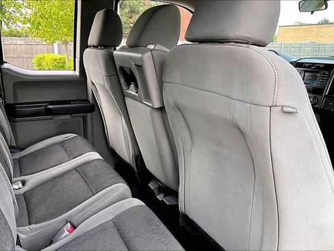 Used 2016 Ford F150 XL w/ Equipment Group 101A Mid AWD/4WD image 25