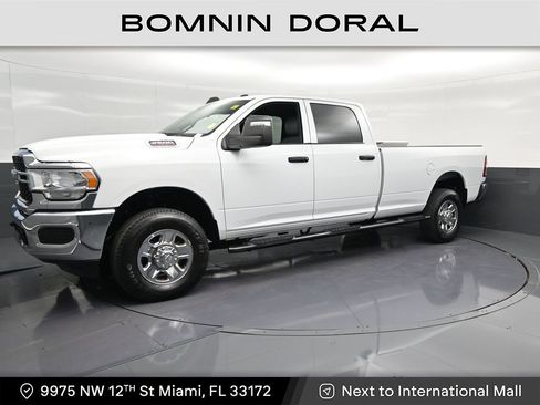 Used 2024 RAM 2500 Tradesman w/ Chrome Appearance Group AWD/4WD image 1
