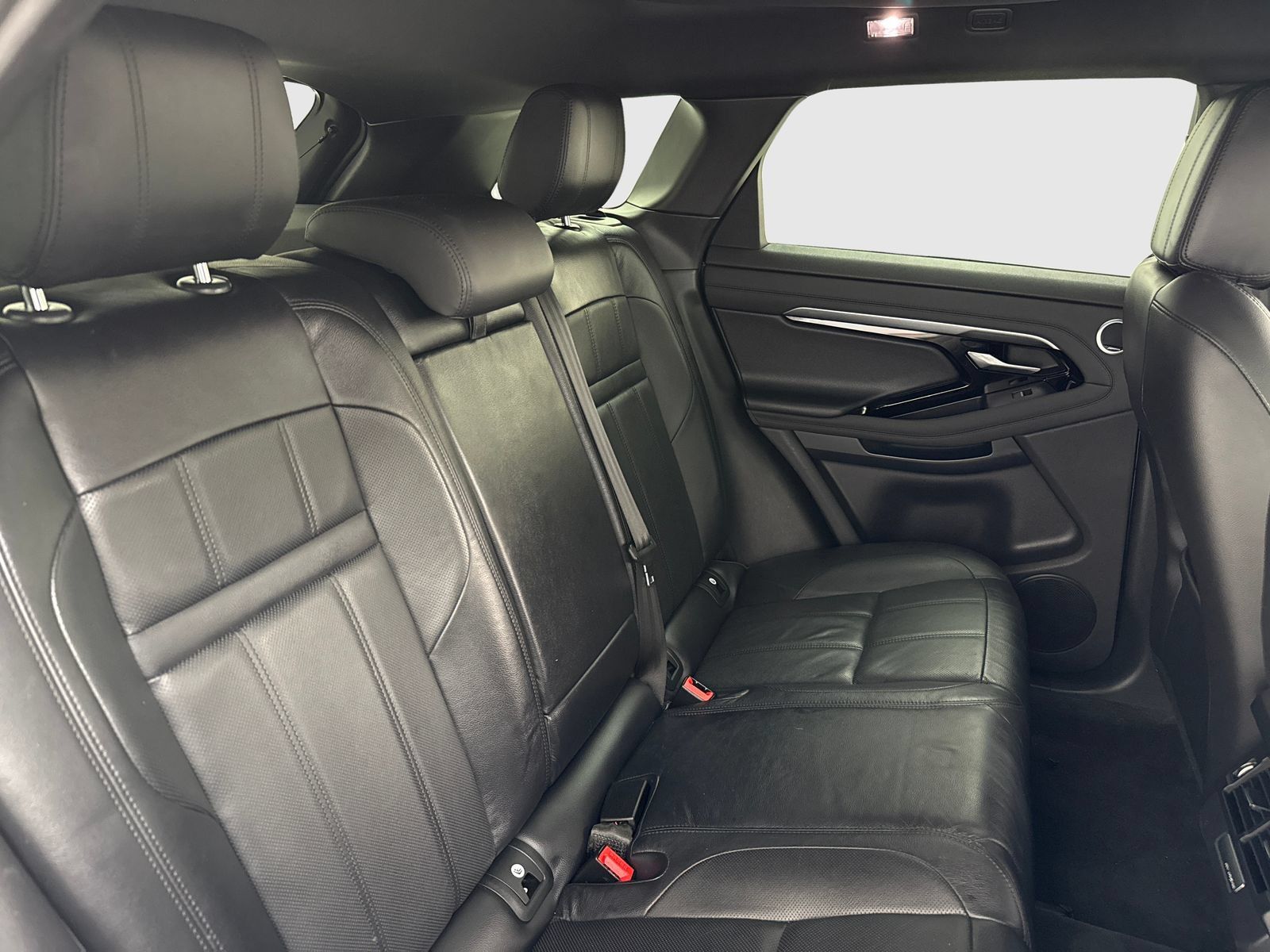Used 2020 Land Rover Range Rover Evoque S AWD/4WD image 44