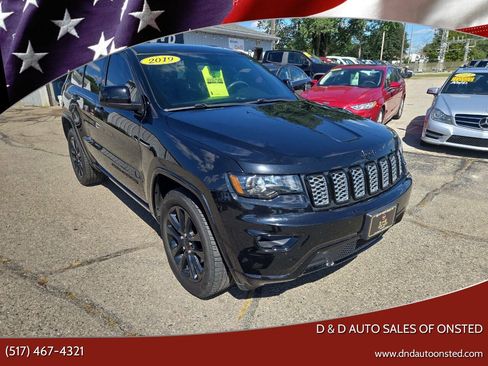 Used 2019 Jeep Grand Cherokee Altitude AWD/4WD image 1