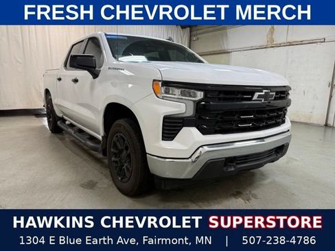 Used 2025 Chevrolet Silverado 1500 LT AWD/4WD image 1
