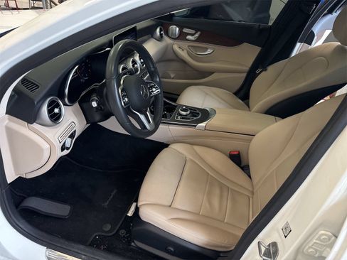 Used 2021 Mercedes-Benz C 300 Sedan image 10