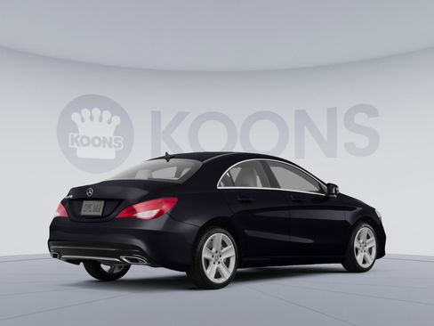 Used 2023 Mercedes-Benz CLA 250 4MATIC image 4