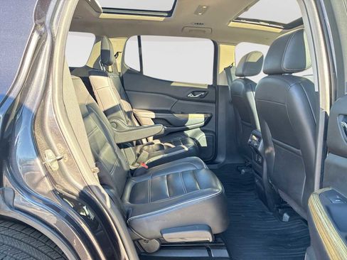 Certified 2019 GMC Acadia Denali image 28
