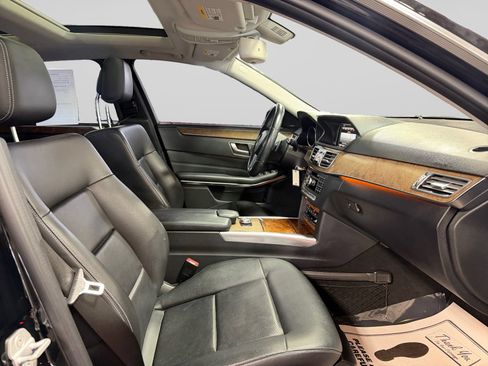 Used 2014 Mercedes-Benz E 350 4MATIC Sedan w/ Premium 1 Package image 22