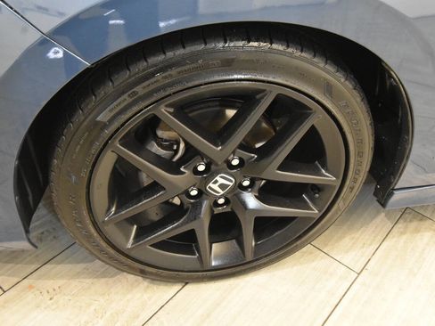 Used 2025 Honda Civic Sport image 10