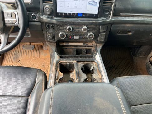 Used 2024 Ford F250 Lariat w/ Lariat Ultimate Package AWD/4WD image 11