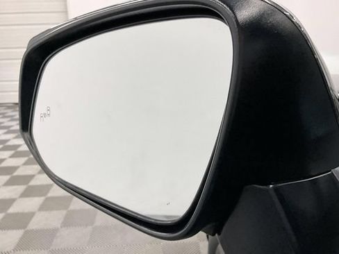 Used 2024 Toyota RAV4 XLE AWD/4WD image 38