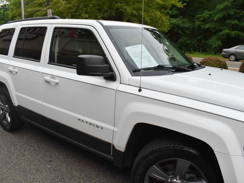Used 2014 Jeep Patriot High Altitude FWD image 50