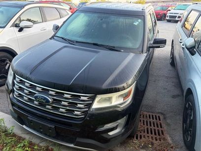 Used 2017 Ford Explorer XLT