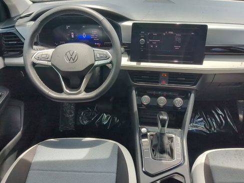 Certified 2025 Volkswagen Taos S FWD image 11