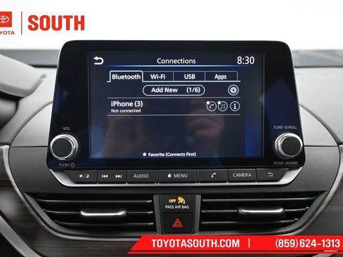Used 2024 Nissan Altima 2.5 SV FWD image 17