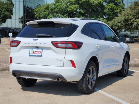 Used 2023 Ford Escape ST-Line image 6