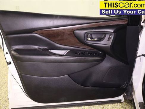Used 2019 Nissan Murano Platinum w/ Cargo Package FWD image 32