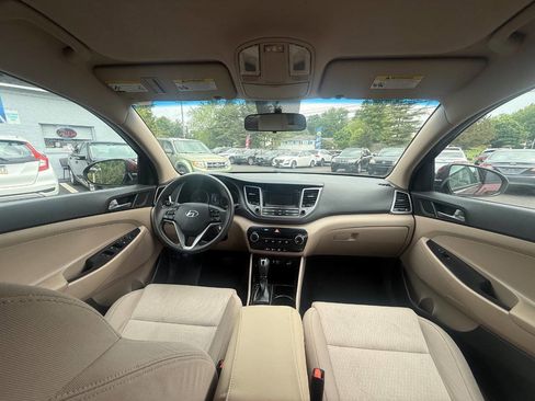 Used 2017 Hyundai Tucson SE FWD image 16