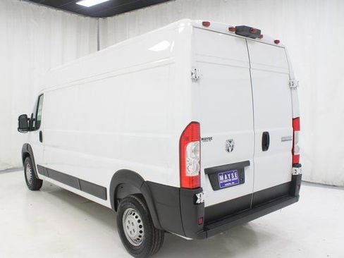 Used 2025 RAM ProMaster 2500 w/ Convenience Group image 20