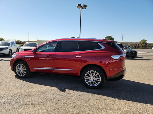 Used 2024 Buick Enclave Essence w/ Experience Buick Package image 4